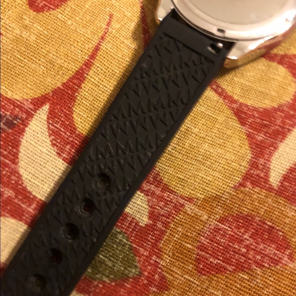 Michele Elegant Black and Silver watch - Picture 5 of 8